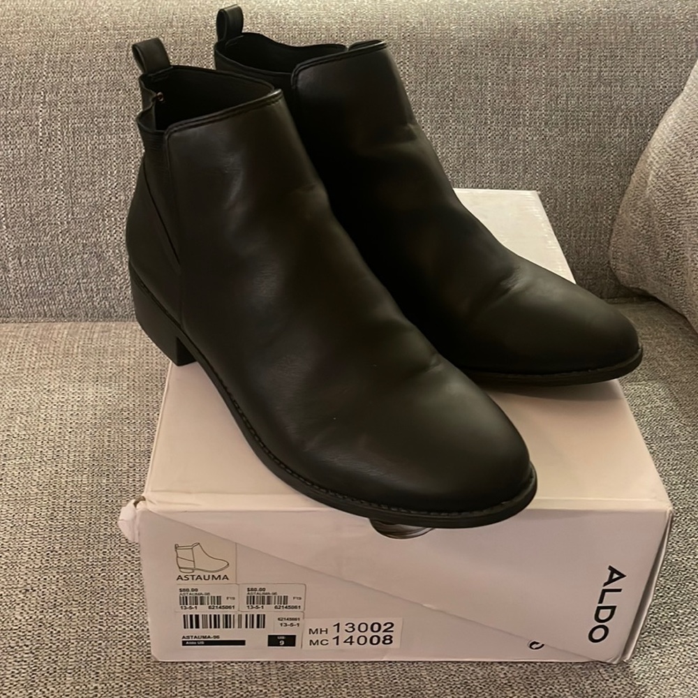 Aldo Black Women Ankle Boots Size 9